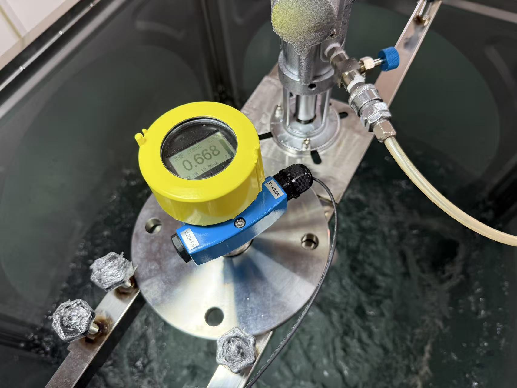 所有液体都能用雷达测吗?(图1) 所有液体都能用雷达测吗?(图1)